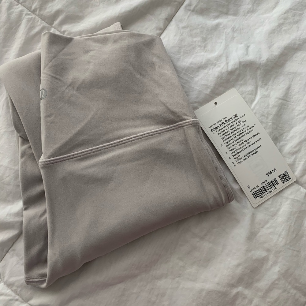 NWT Lululemon Align🍋